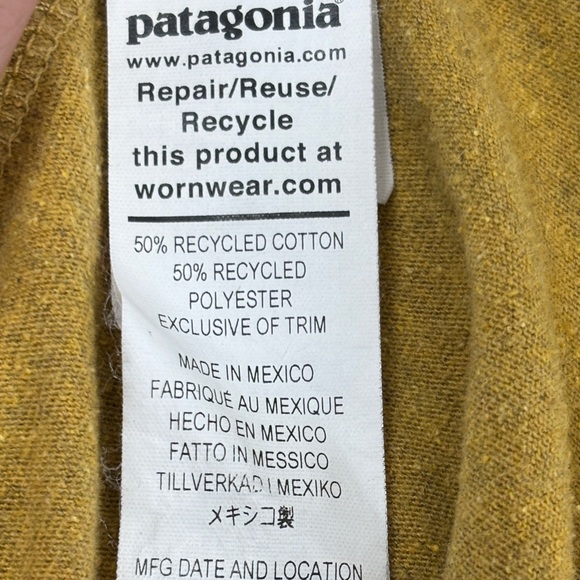 Patagonia Men's‎ Responsibili-Tee Slow by Nature Mountains Shirt Size Medium - Picture 7 of 9